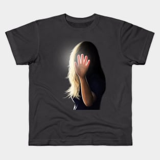 Woman painting Kids T-Shirt